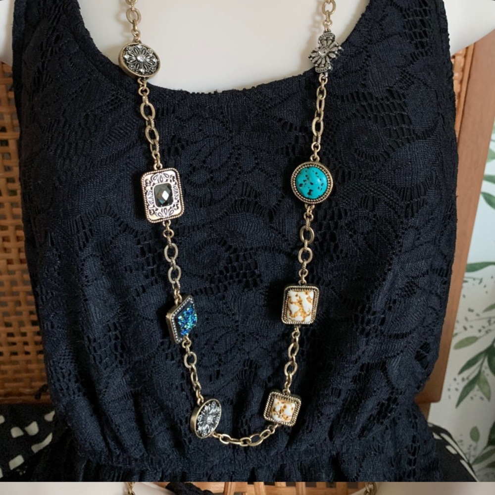 Premier Designs necklace